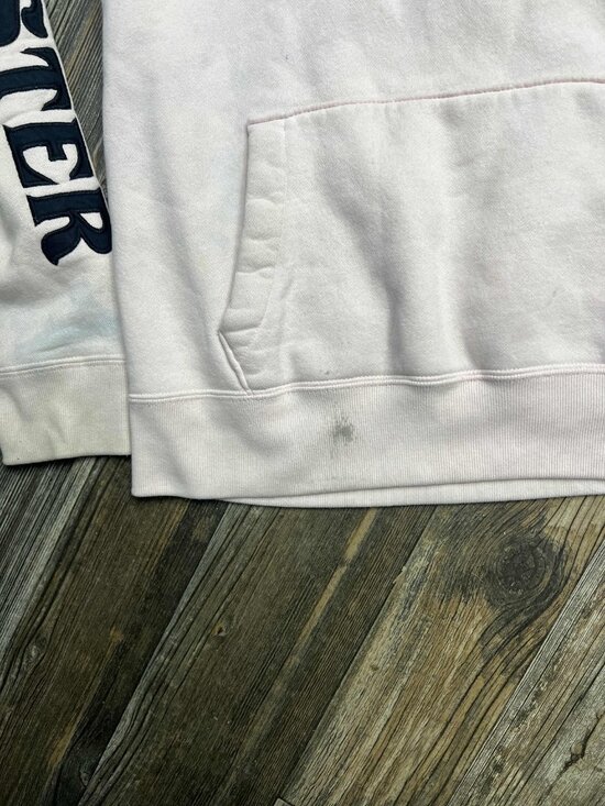 Hollister Hoodie Sweatshirt with Leopard Patch, Women Size Medium,  Light Pink - Picture 7 of 8